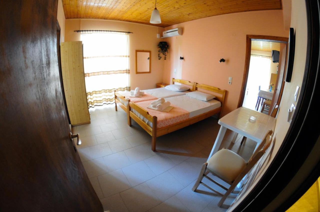 Nefeli Rooms Pefki  Pokoj fotografie