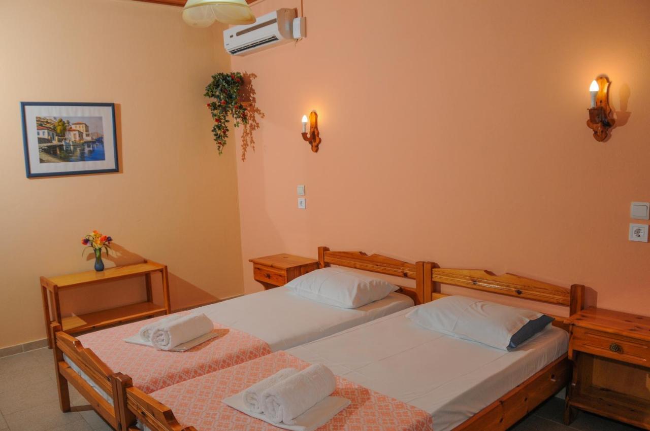 Nefeli Rooms Pefki  Pokoj fotografie